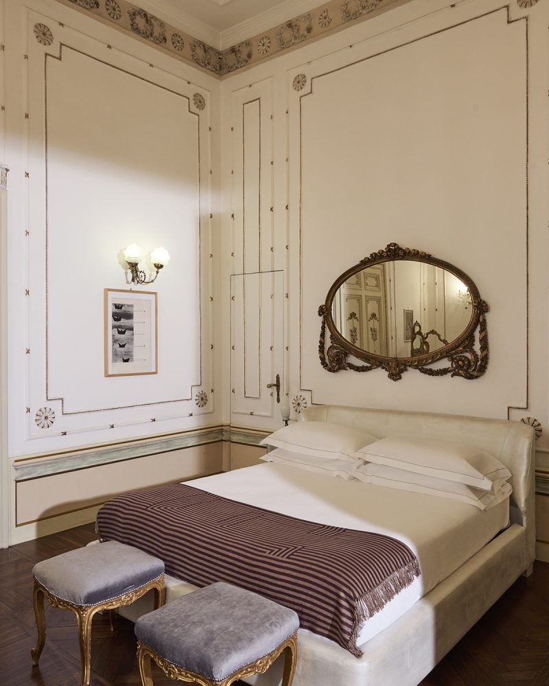 IV - V The Noble Floor Suite 2